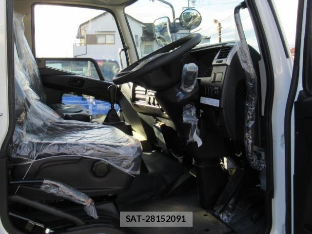 Mitsubishi FIGHTER 2026-03 7961609-21