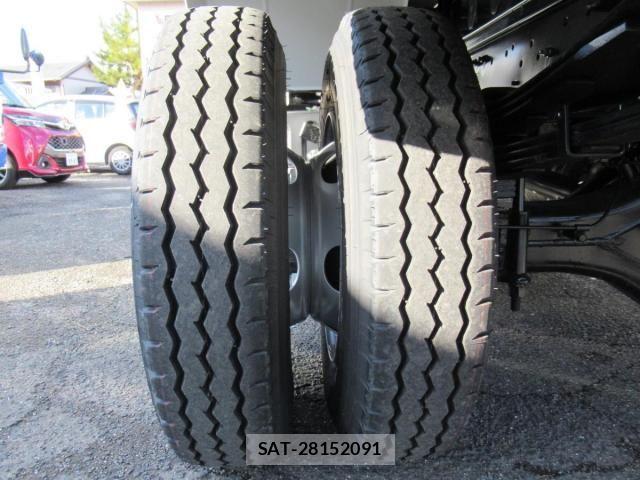 Mitsubishi FIGHTER 2026-03 7961609-28