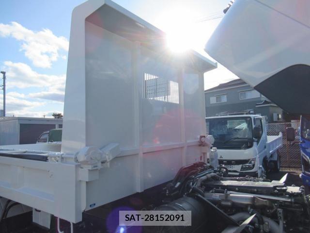 Mitsubishi FIGHTER 2026-03 7961609-8