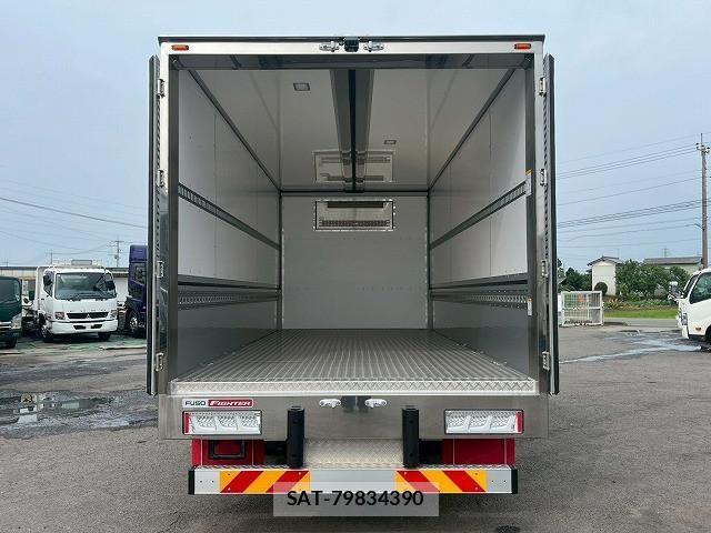 Mitsubishi FIGHTER 2026-07 7961591-11