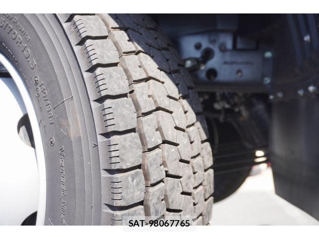 Mitsubishi FIGHTER 2023-06 7961589-9