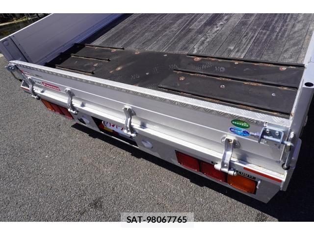 Mitsubishi FIGHTER 2023-06 7961589-20