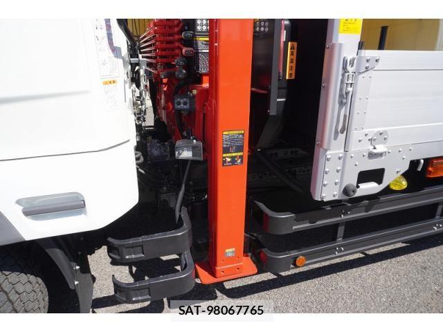 Mitsubishi FIGHTER 2023-06 7961589-26