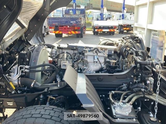 Mitsubishi FIGHTER 2024-10 7979214-16