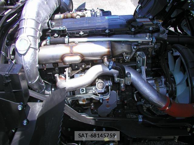 Mitsubishi FIGHTER 2026-04 7979219-16