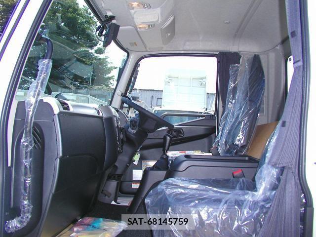 Mitsubishi FIGHTER 2026-04 7979219-19