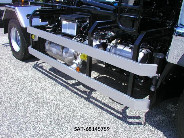 Mitsubishi FIGHTER 2026-04 7979219-28