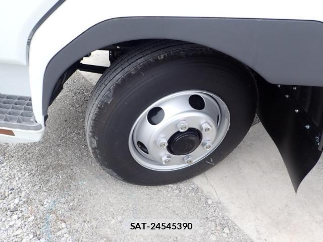 Mitsubishi FIGHTER 2026-04 7979215-25