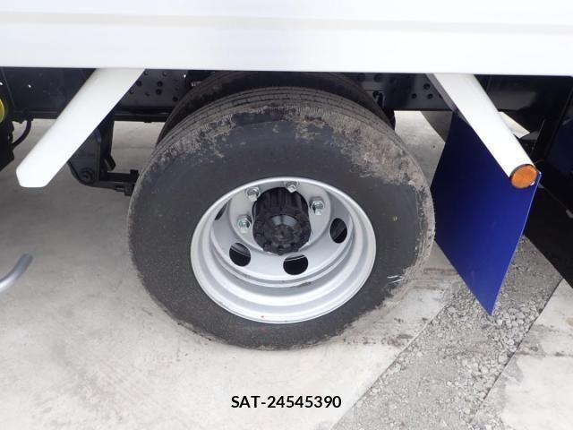 Mitsubishi FIGHTER 2026-04 7979215-26