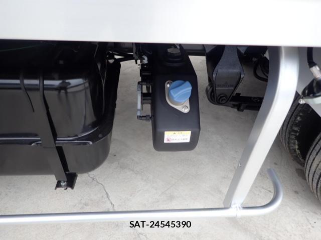 Mitsubishi FIGHTER 2026-04 7979215-4