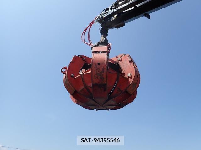 Mitsubishi FIGHTER 2019-08 7979222-11