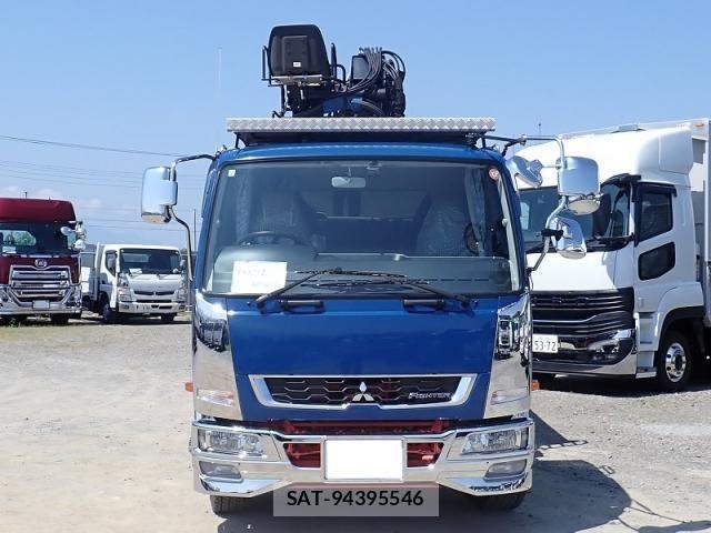 Mitsubishi FIGHTER 2019-08 7979222-4