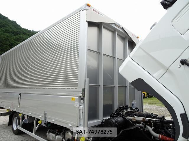 Mitsubishi FIGHTER 2025-12 7979217-23