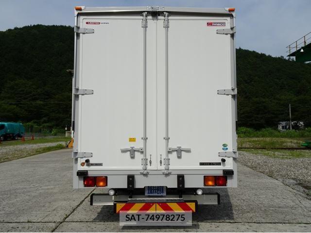 Mitsubishi FIGHTER 2025-12 7979217-4