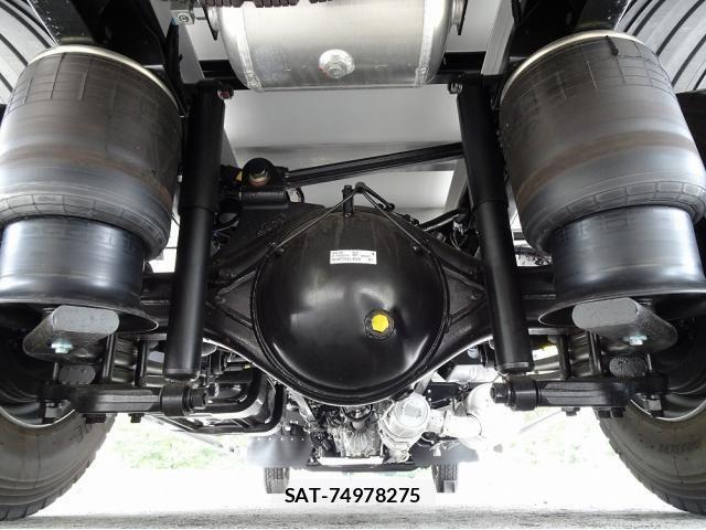Mitsubishi FIGHTER 2025-12 7979217-8