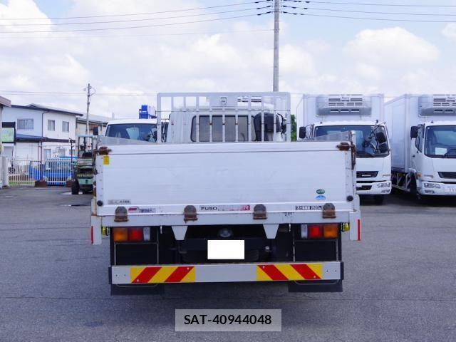 Mitsubishi FIGHTER 2015-03 7979221-20
