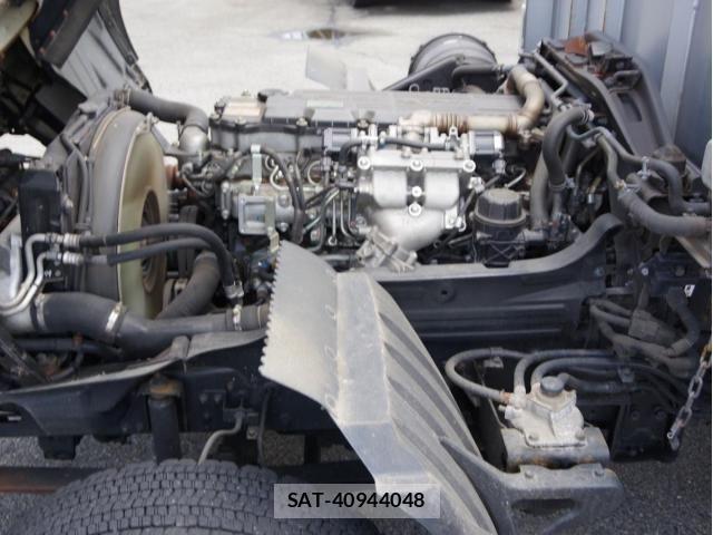 Mitsubishi FIGHTER 2015-03 7979221-23