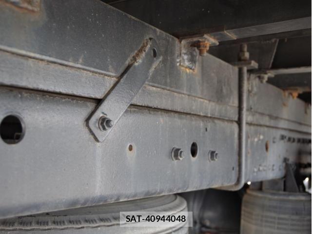 Mitsubishi FIGHTER 2015-03 7979221-5