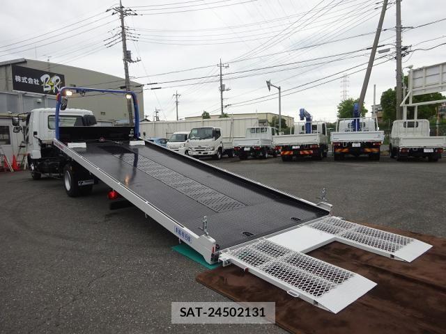 Mitsubishi FIGHTER 2026-05 8035528-1