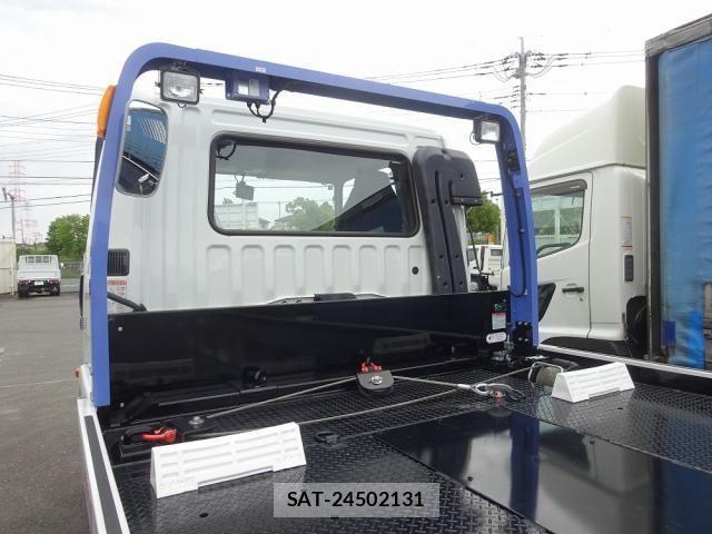 Mitsubishi FIGHTER 2026-05 8035528-19