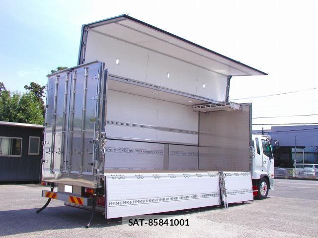 Mitsubishi FIGHTER 2026-04 8035526-10