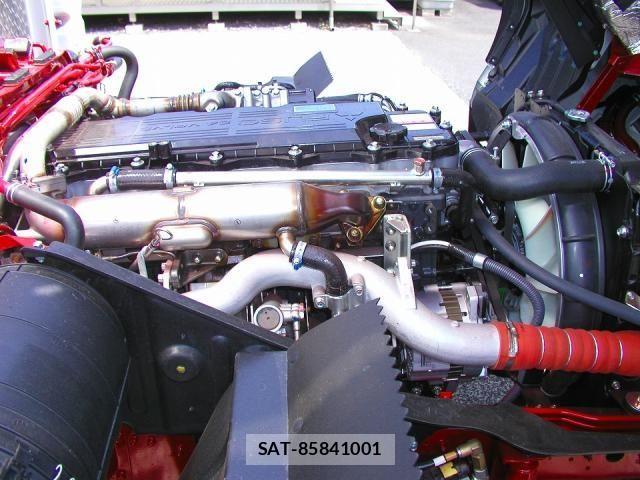Mitsubishi FIGHTER 2026-04 8035526-21