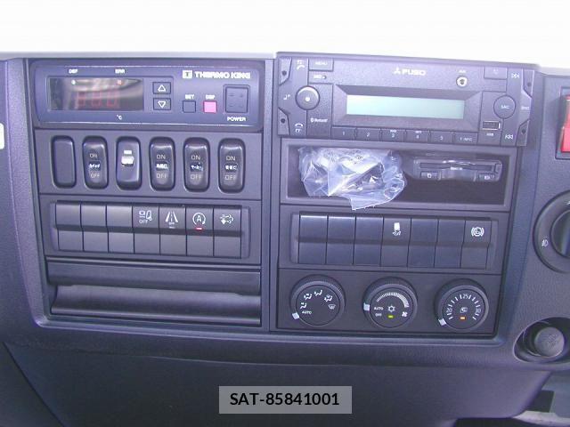 Mitsubishi FIGHTER 2026-04 8035526-26