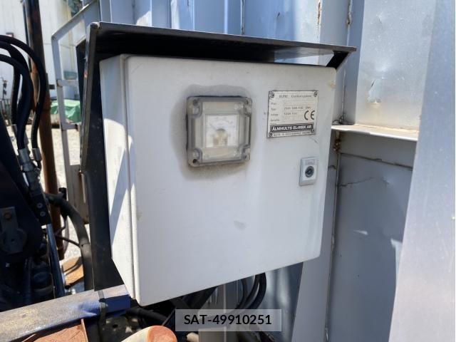 Mitsubishi FIGHTER 2006-12 8035529-17