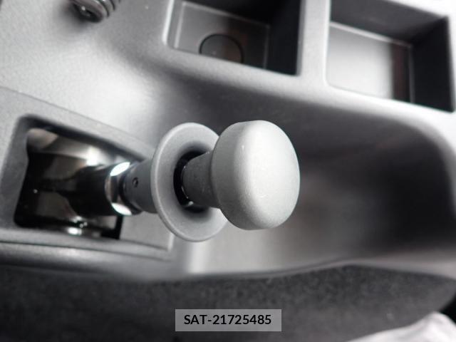 Mitsubishi FIGHTER 2026-03 8035527-11
