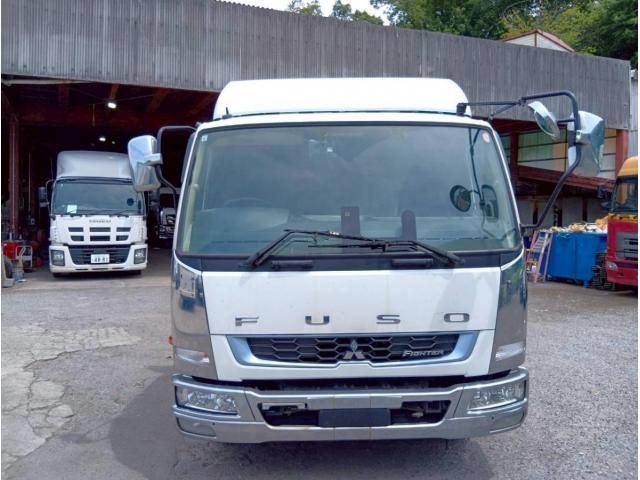 Mitsubishi FIGHTER 2020-06 8060571-4