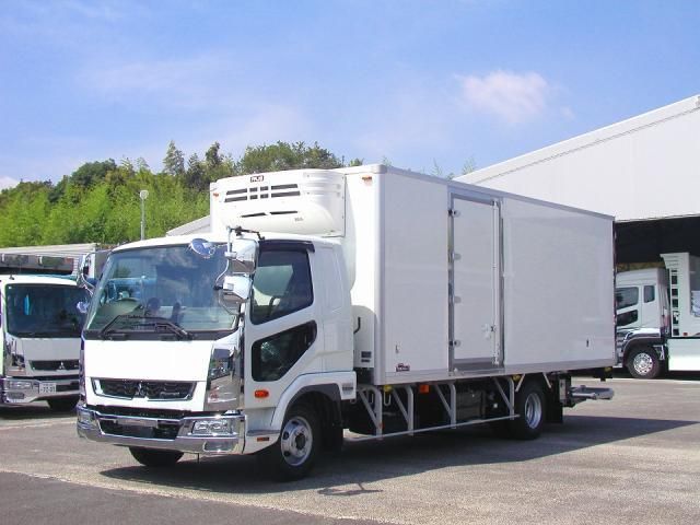 Mitsubishi FIGHTER 2025-08 8060565-1