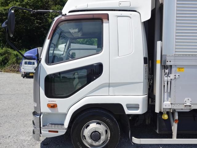 Mitsubishi FIGHTER 2016-06 8060578-7