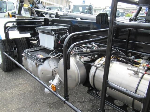Mitsubishi FIGHTER 2026-03 8060566-8