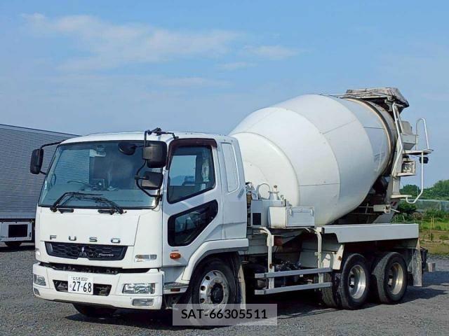 Mitsubishi FIGHTER 2016-10 8073747-0