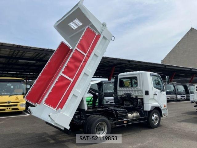 Mitsubishi FIGHTER 2020-08 8073748-1