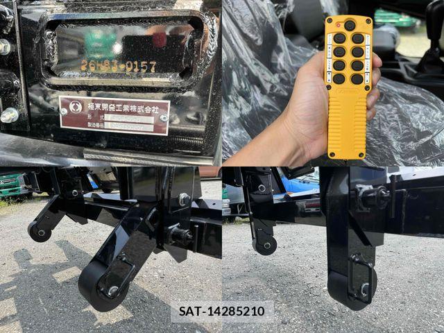 Mitsubishi FIGHTER 2026-04 8073745-18