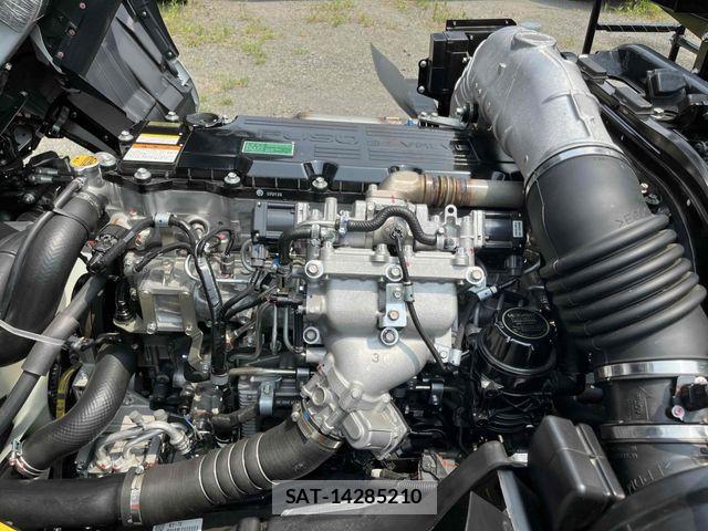 Mitsubishi FIGHTER 2026-04 8073745-24
