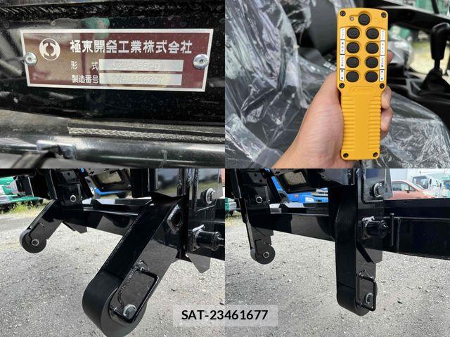 Mitsubishi FIGHTER 2026-04 8073744-18