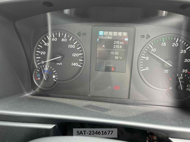 Mitsubishi FIGHTER 2026-04 8073744-21