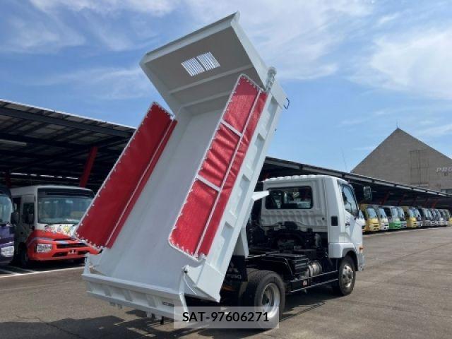 Mitsubishi FIGHTER 2020-07 8099136-1