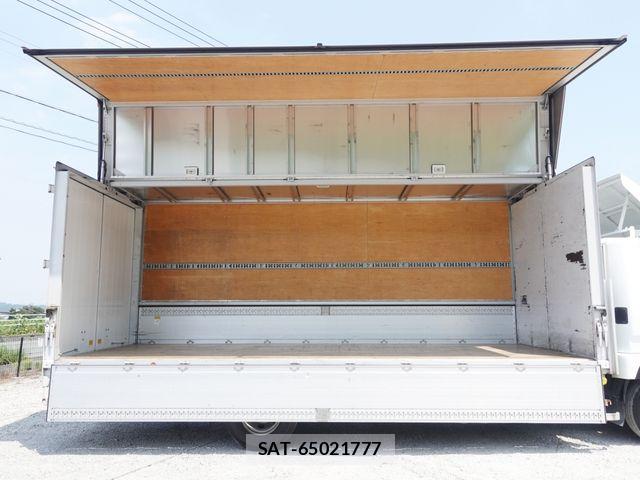 Mitsubishi FIGHTER 2014-02 8099137-9