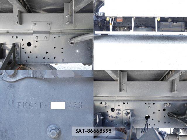 Mitsubishi FIGHTER 2014-12 8099139-20