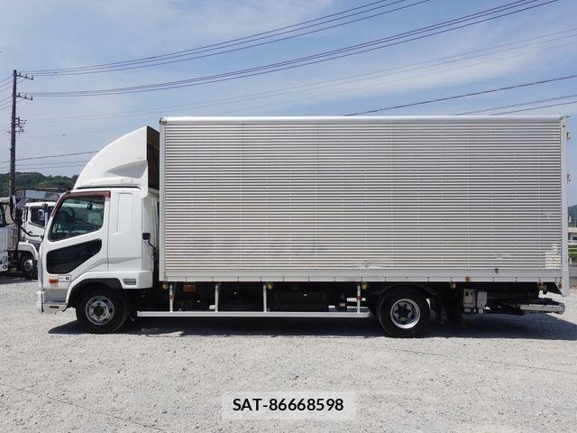 Mitsubishi FIGHTER 2014-12 8099139-7