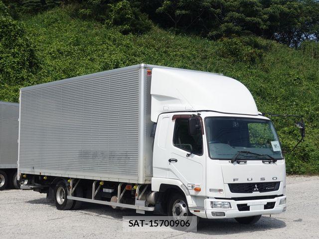 Mitsubishi FIGHTER 2014-12 8130110-23