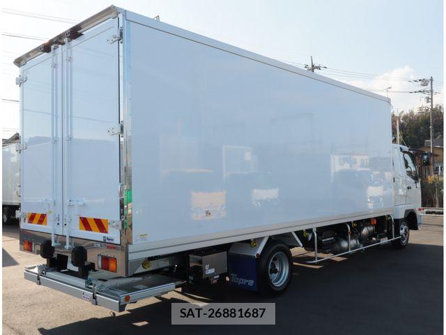Mitsubishi FIGHTER 2025-08 8130108-2