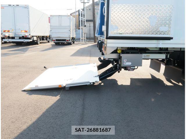 Mitsubishi FIGHTER 2025-08 8130108-7