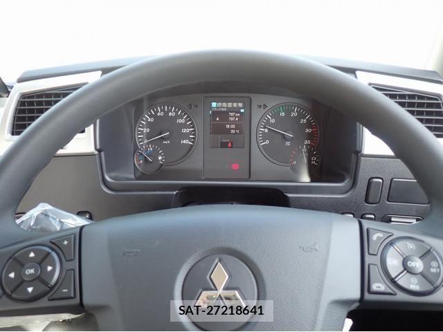 Mitsubishi FIGHTER 2026-04 8145809-18