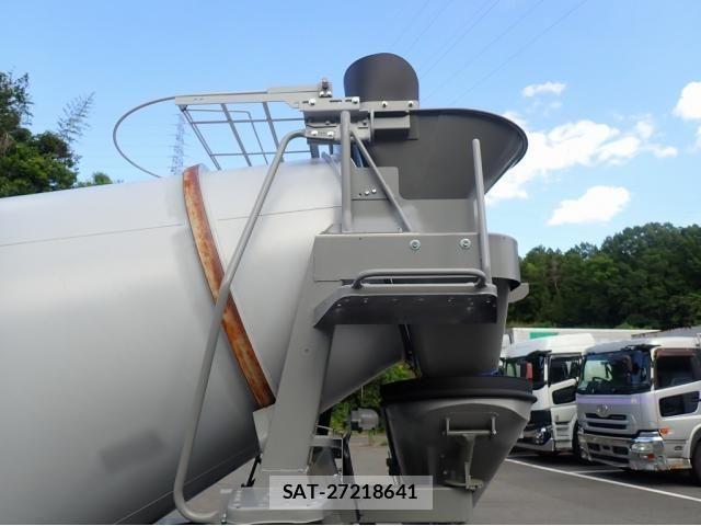 Mitsubishi FIGHTER 2026-04 8145809-8