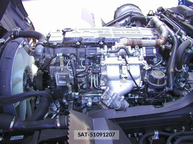 Mitsubishi FIGHTER 2026-04 8158417-19