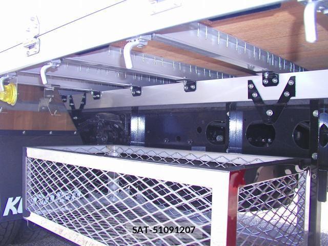 Mitsubishi FIGHTER 2026-04 8158417-5